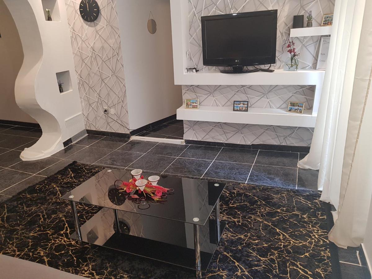 Appartement Numero 1 Diamant Saint-Junien Esterno foto