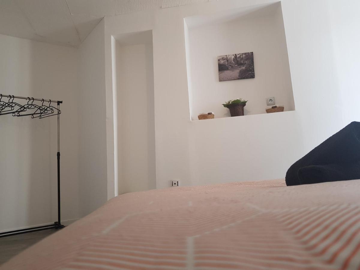 Appartement Numero 1 Diamant Saint-Junien Esterno foto