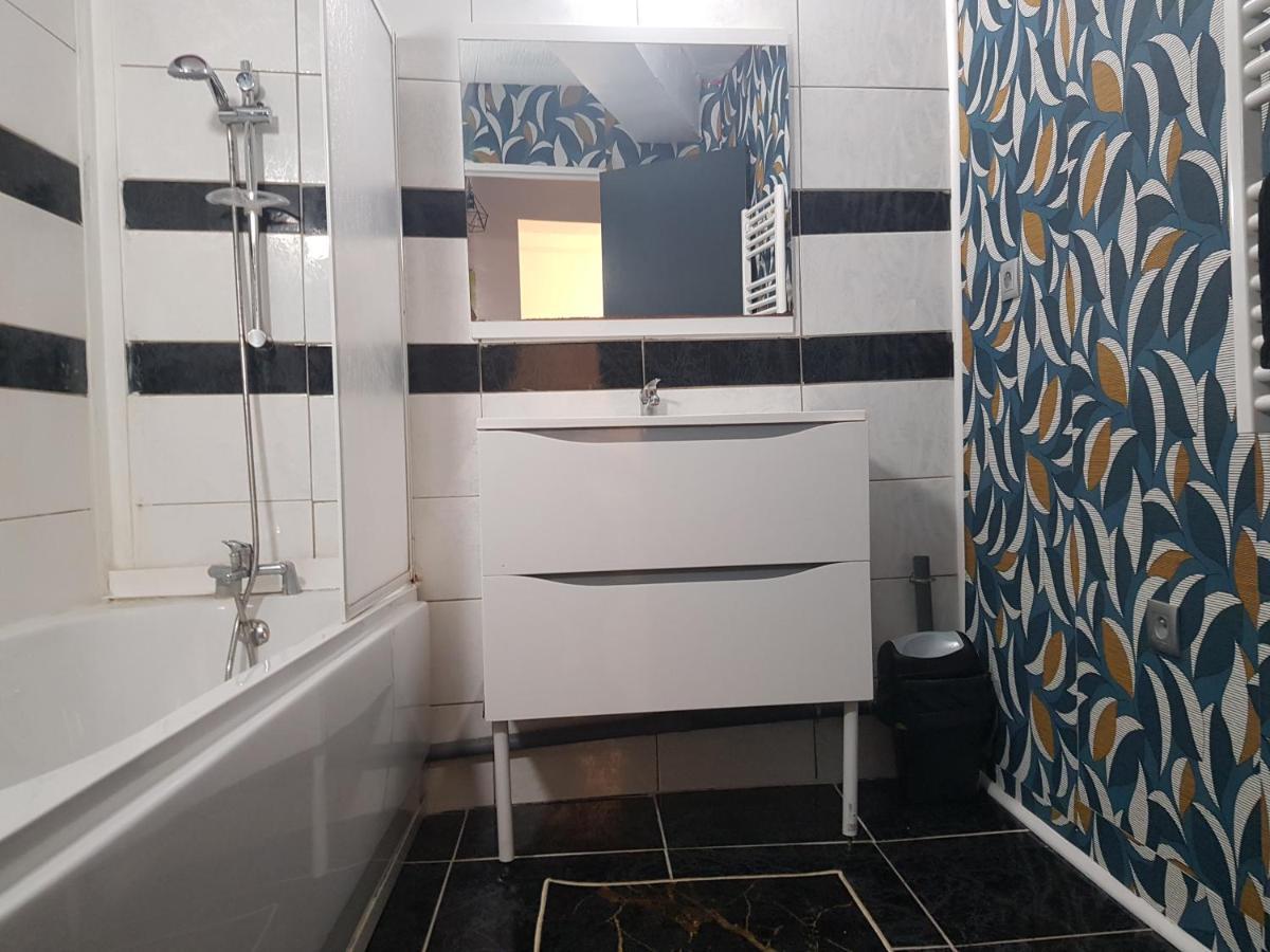 Appartement Numero 1 Diamant Saint-Junien Esterno foto