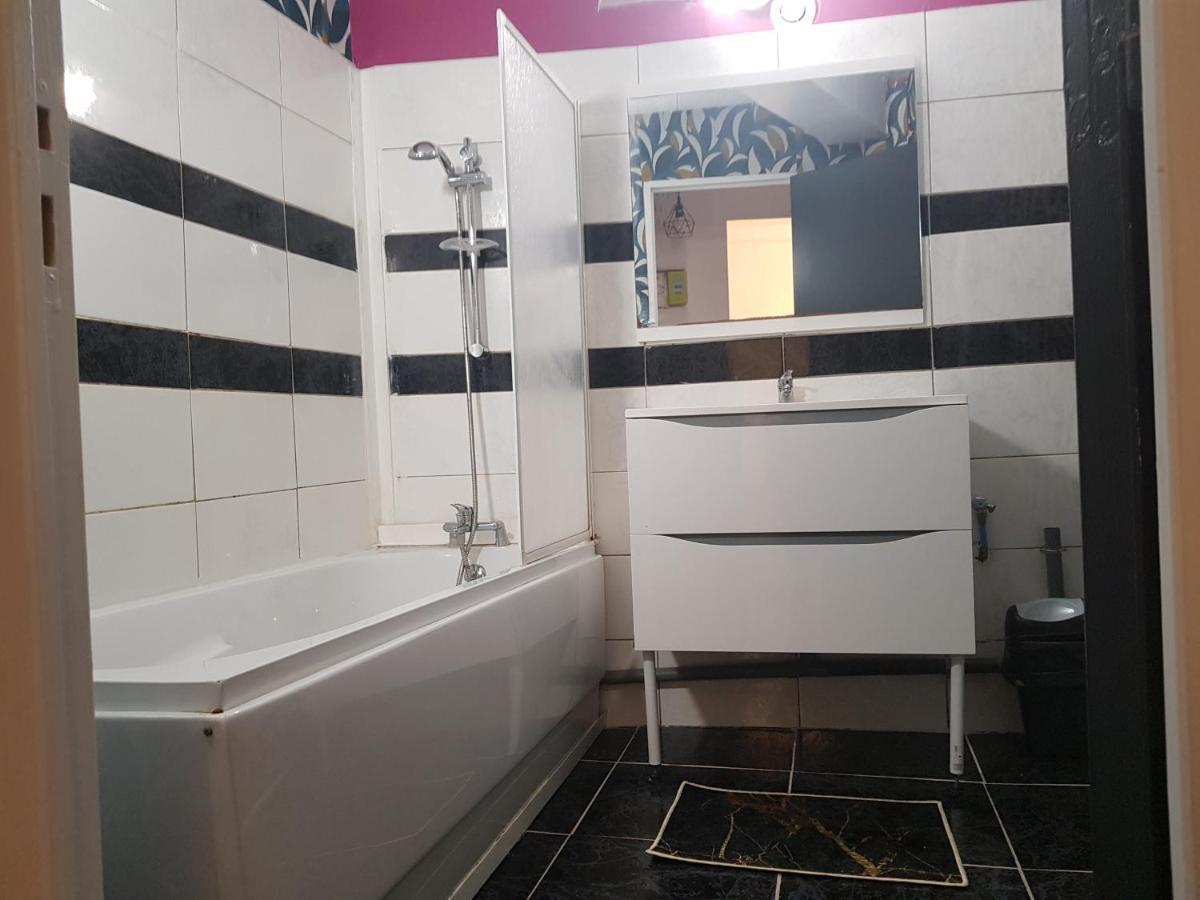 Appartement Numero 1 Diamant Saint-Junien Esterno foto