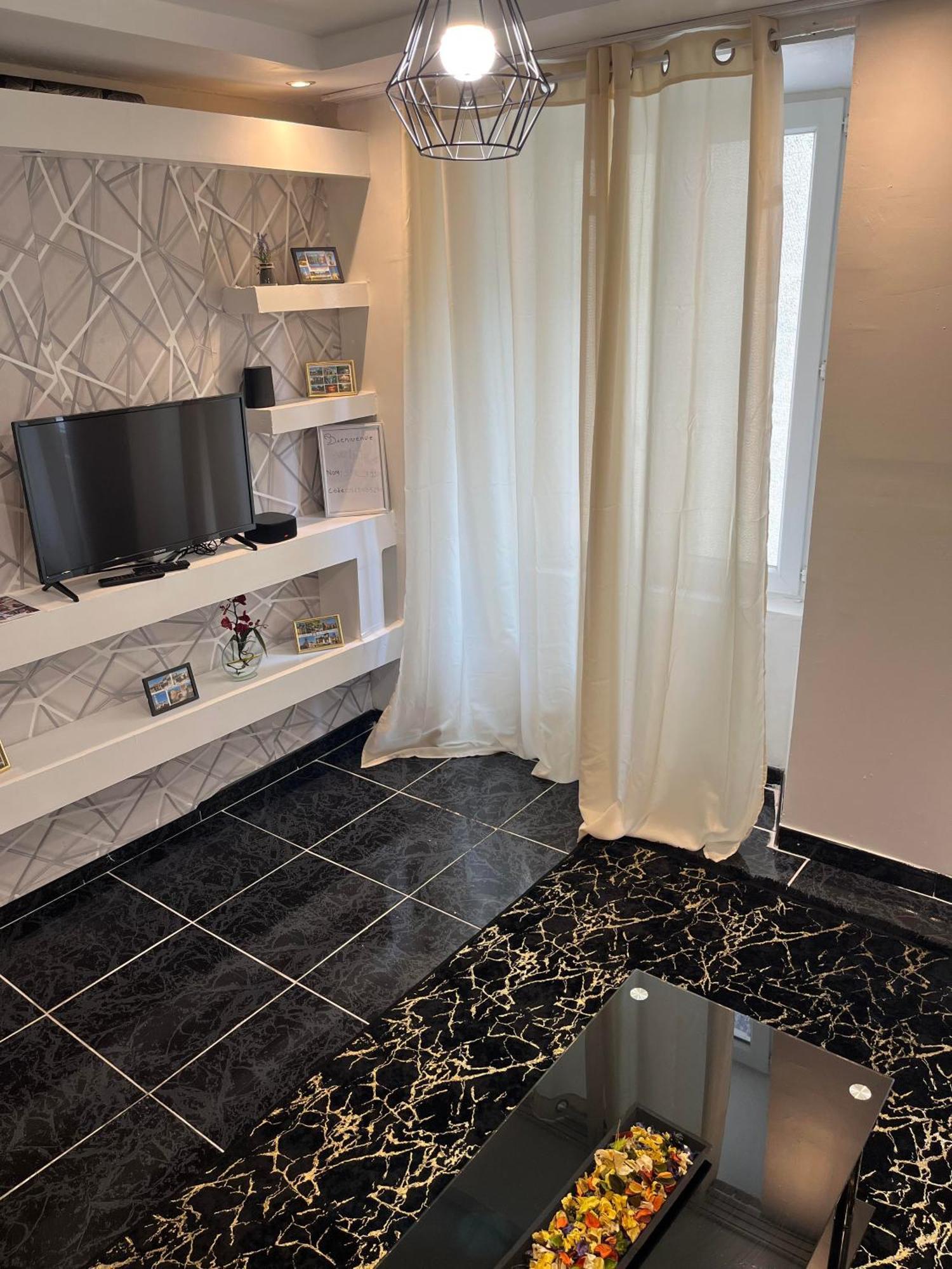 Appartement Numero 1 Diamant Saint-Junien Esterno foto